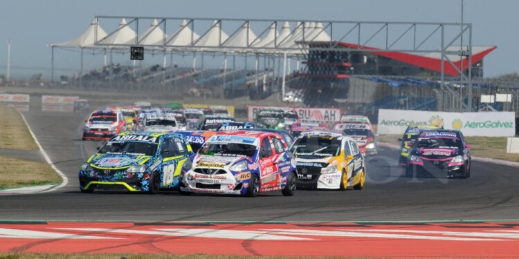 A CORRER. Los representantes de la “tierra colorada” buscarán sumar en la quinta fecha del Turismo Nacional.