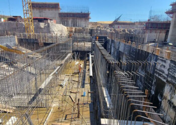 La EBY desoyó cautelares para reincorporar despedidos y sigue con obras paralizadas