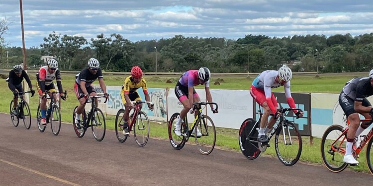 COMPETITIVAS. La tercera fecha del Provincial ofreció muy buenas carreras.