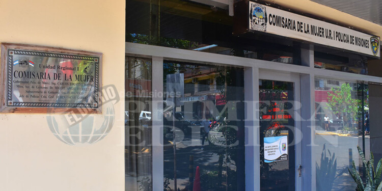 SEDE POLICIAL. De acuerdo a los documentos que trascendieron con membretes y firmas, la denuncia fue radicada en esta dependencia.