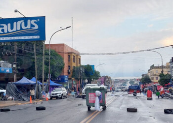 Comerciantes pidieron abrir la circulación de la avenida Uruguay