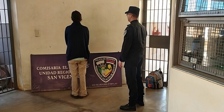 DETENCIÓN. El sospechoso tenía en su poder el arma blanca con la que habría apuñalado a la víctima.