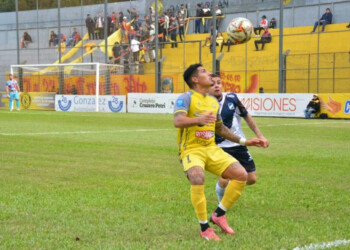 Crucero igualó con Juventud Antoniana en un partido con incidentes en las afueras del estadio