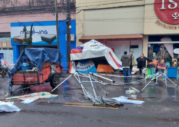 Tras el paso de la tormenta, docentes continúan visibilizando sus reclamos