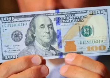 El dólar blue anotó su mayor suba en cuatro meses: a cuánto cerró