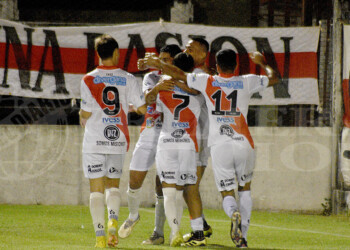 Vuelve el fútbol con dos adelantos en el Provincial de la FeMiFu