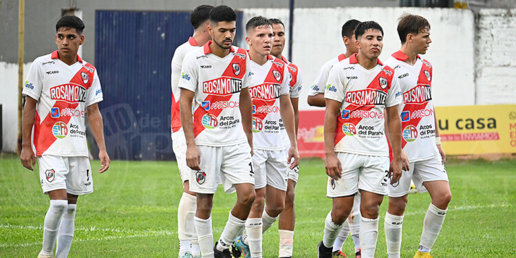 NECESITADO. Guaraní tuvo un comienzo flojo, pero tiene tiempo de repuntar.