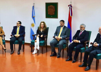 Passalacqua aceptó la renuncia del procurador General Miguel Piñero