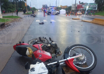 Dos choques casi simultáneos dejaron un fallecido y dos heridos en Garupá