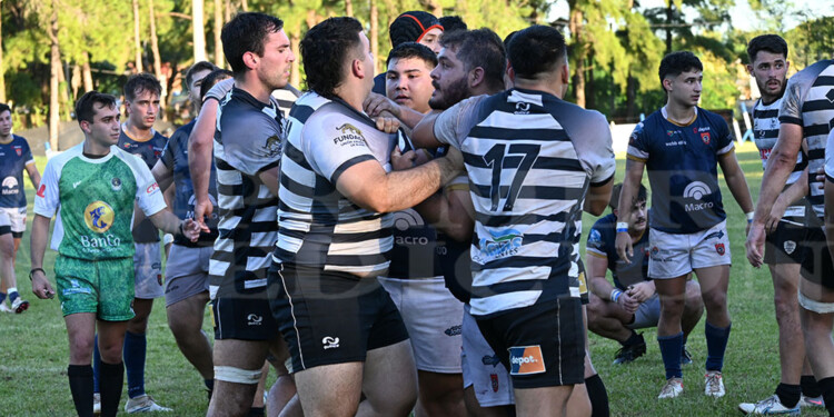 UN MAL RECUERDO. CAPRI y Aranduroga no terminaron bien en Posadas.