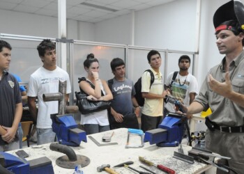 Con Milei, Misiones mantiene la misma cantidad de planes sociales que con Alberto