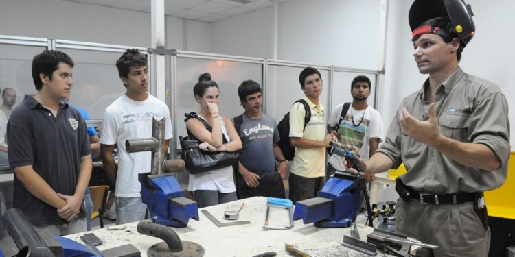 POCOS CAMBIOS. El programa nacional para la generación de empleo en el sector desocupados, salvo mínimos detalles, se mantiene mas o menos igual.