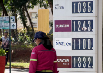 Aumentó la nafta y ahora la brecha entre Misiones y CABA es de $174