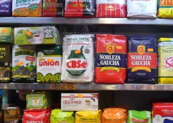 Piden que la Nación analice paquetes de yerba para detectar si contienen poleo