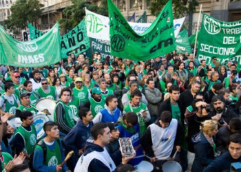 ATE se moviliza en una jornada de lucha contra la Ley Bases