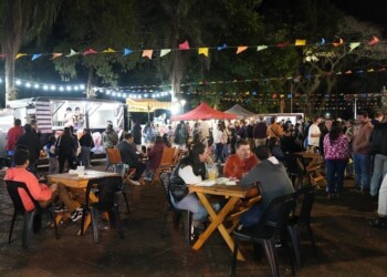 Gran cierre de la Semana de la Hamburguesa en Apóstoles