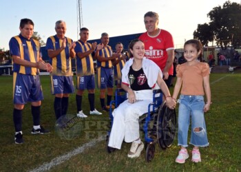 Emotivo encuentro solidario por Micaela Hahn