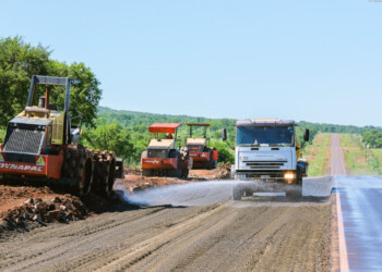 Misiones financiará la culminación de obras viales en diferentes municipios