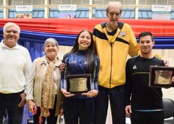 El premio Ernesto “Finito” Gehrmann fue para la ciclista Mariela Delgado