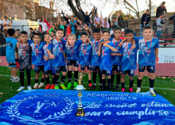 Nápoles se hizo gigante en Rosario