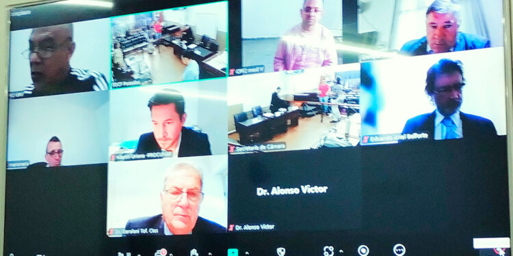 EN LOS CÍRCULOS. Néstor Fabián Rojas (izquierda) y Pablo Antonio Campos en módulos diferentes del penal federal de Marcos Paz.