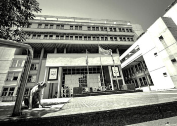 A pesar de la orden judicial, tres niños se negaron a ir al 15 con su padre