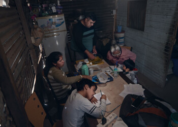 En Argentina, unos 10 millones de niños consumen menos carnes, lácteos, frutas y verduras por falta de ingresos