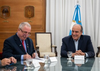 Passalacqua firmó con Francos la reactivación de la obra pública para Misiones