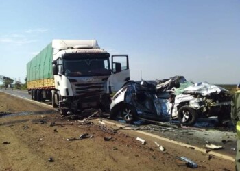 Choque entre un camión y un auto provocó el corte total de la ruta 14 en Santo Tomé