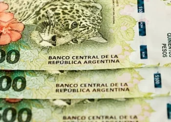 Ofrecen hasta 150 mil pesos por billetes de 500
