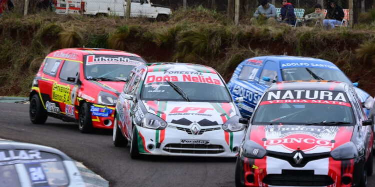 COMPETITIVA. La Clase 3 viene muy pareja, con una escasa diferencia de tres puntos entre el líder y el escolta. (Gentileza A.Smialkowski).