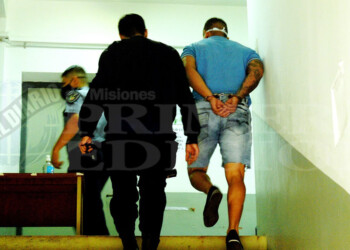 Polémico beneficio a extranjero que espera juicio por crimen atroz