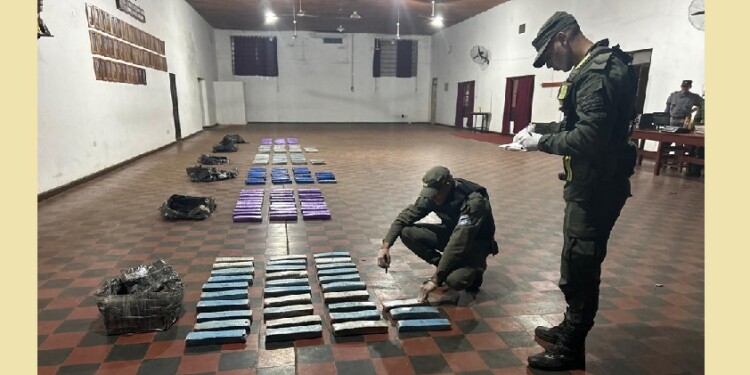 CONTEO. La droga fue puesta a disposición de la Justicia Federal de Posadas.