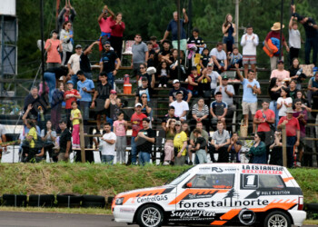 Oberá se calienta al ritmo de los motores