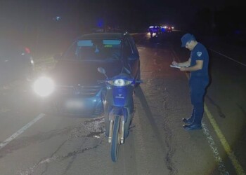 Motociclista en grave estado tras chocar contra un automóvil en la ruta 5