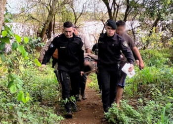 Joven epiléptico fue rescatado tras convulsionar mientras nadaba en el río