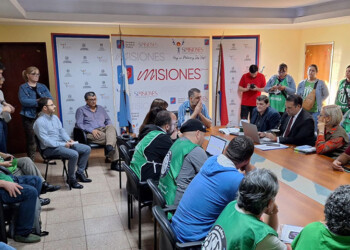 Trabajadores de la Salud aceptaron la propuesta del Gobierno y levantan el acampe