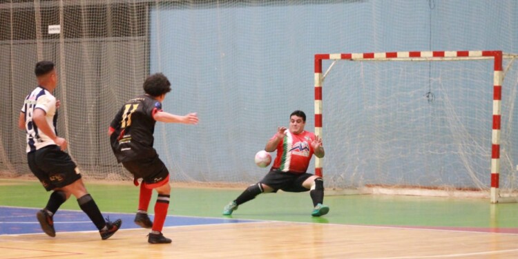 VAN POR TODO. Sabalero se metió entre los cuatro mejores del torneo. Foto: gentileza J. Flores.