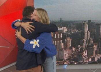 La periodista misionera Marina Señuk anunció en vivo su embarazo