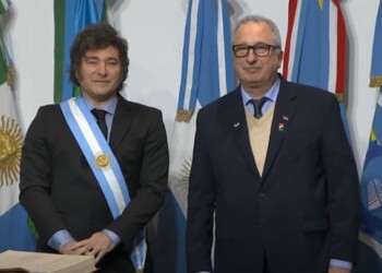 Javier Milei firmó el Pacto de Mayo junto a los gobernadores en Tucumán
