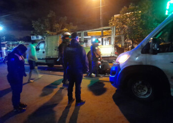 Motociclista perdió la vida  tras colisionar contra un camión estacionado