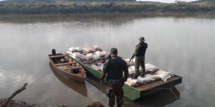 CONTRABANDO DE SOJA El secuestro de las mercaderías es constante sobre la costa del río Uruguay