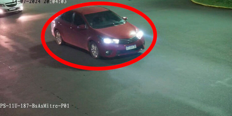 RADICACIÓN. El Toyota Corolla está registrado en Resistencia y fue rastreado en Posadas por las cámaras del 911.