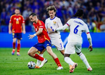 En menos de cinco minutos, España se lo dio vuelta a Francia y se metió en la final