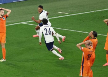 Una de “piratas”: Inglaterra lo ganó sobre la hora y jugará la final ante España