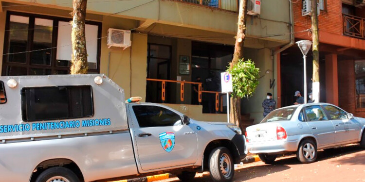 JUICIO ABREVIADO. Tuvo lugar en el Tribunal Penal de Eldorado, con la presencia del imputado, su abogado y el representante fiscal.