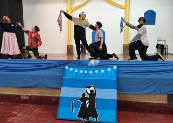 Peña por la Independencia en el Instituto Espíritu Santo