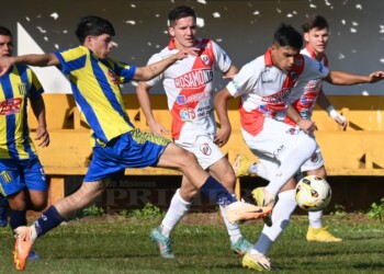 La “Manu” de Galeano le dio el triunfo a Mitre en el clásico y el pase a las semis