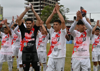 Guaraní tuvo su premio y está en semifinales del Provincial