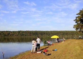 Domingo a puro pique en el lago Urugua-í